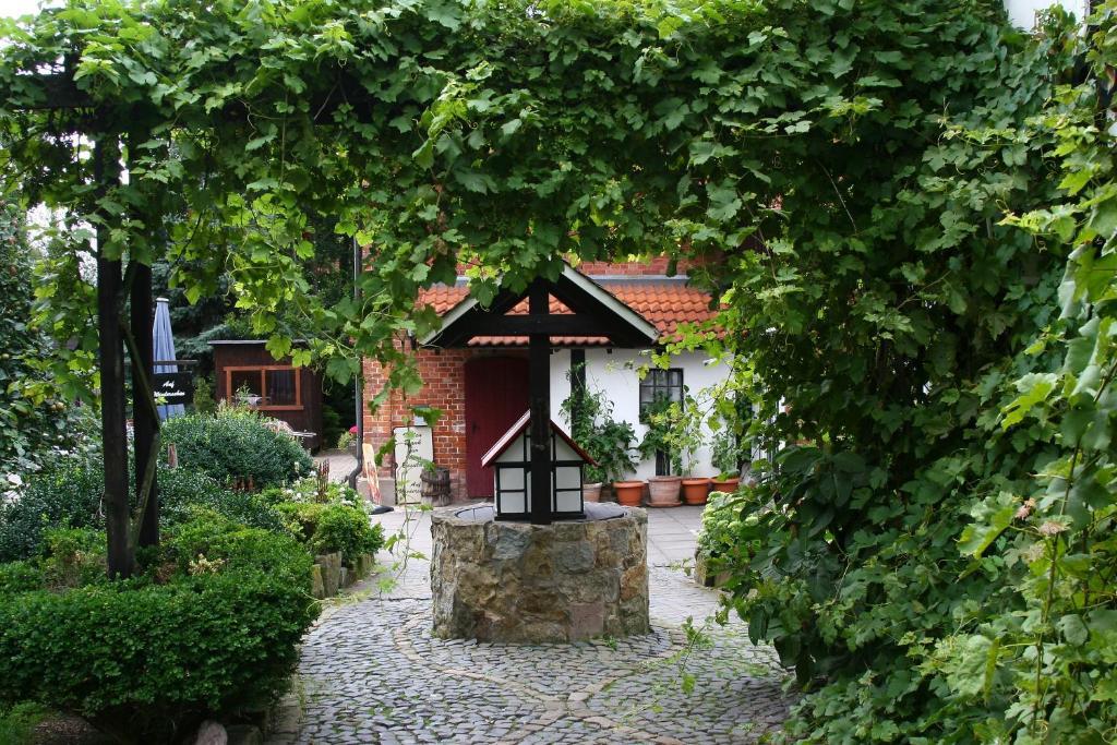 Hotel Cafe Am Stift Hessisch Oldendorf Exterior foto