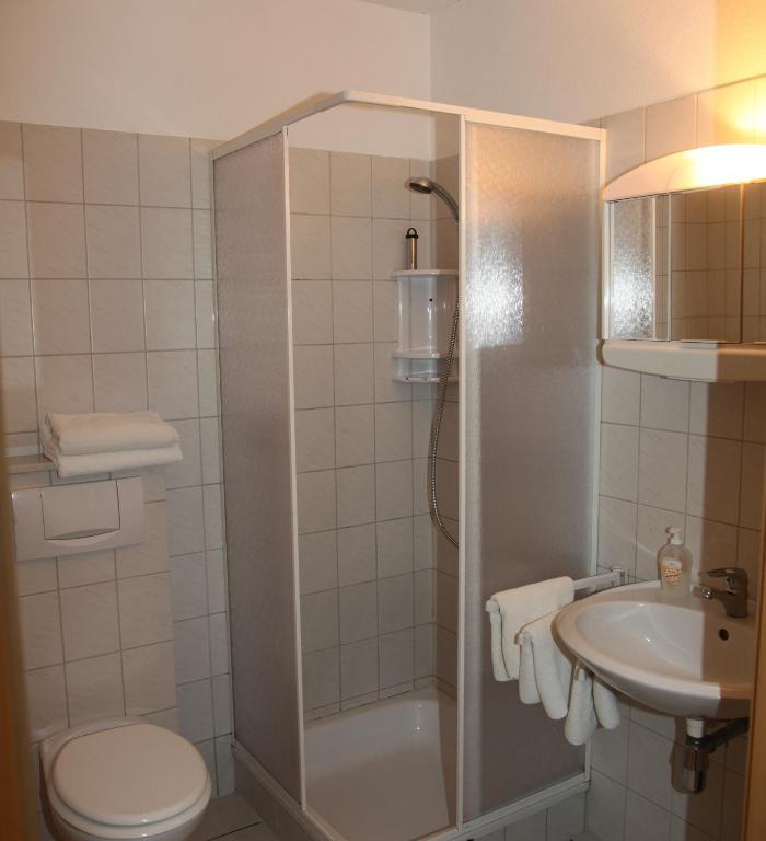 Hotel Cafe Am Stift Hessisch Oldendorf Quarto foto