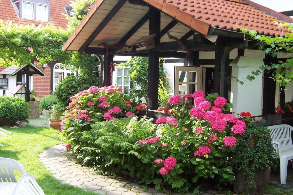 Hotel Cafe Am Stift Hessisch Oldendorf Exterior foto